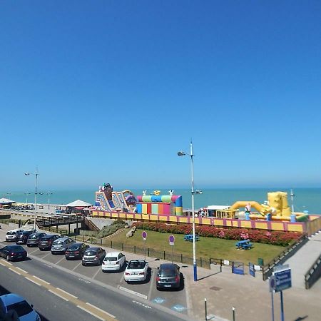 Residence Du Bord De Mer 9 Appartements Avec Une Vraie Vue Mer 르트레포르 외부 사진