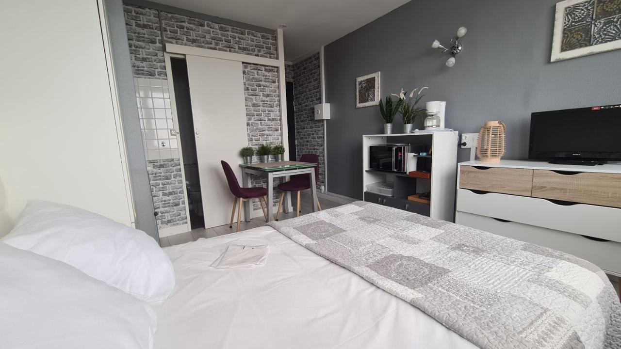 Residence Du Bord De Mer 9 Appartements Avec Une Vraie Vue Mer 르트레포르 외부 사진