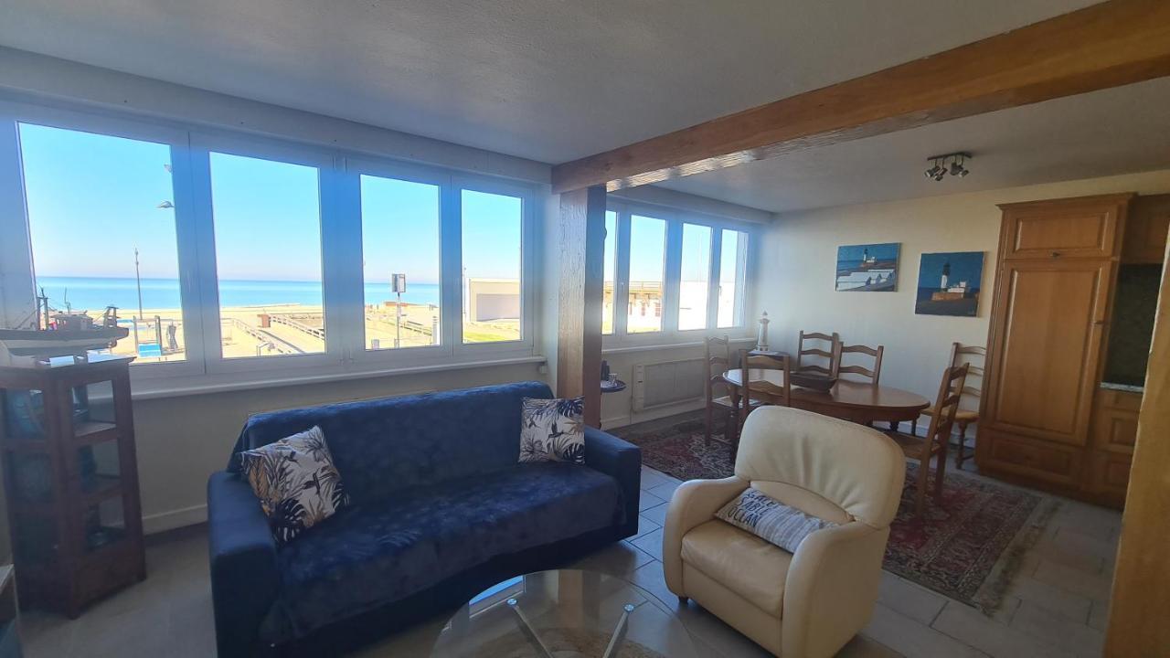 Residence Du Bord De Mer 9 Appartements Avec Une Vraie Vue Mer 르트레포르 외부 사진