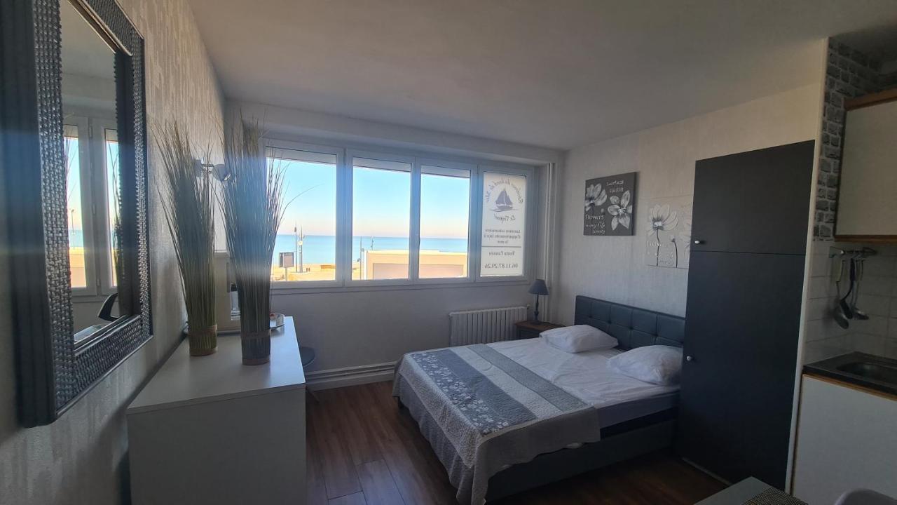Residence Du Bord De Mer 9 Appartements Avec Une Vraie Vue Mer 르트레포르 외부 사진