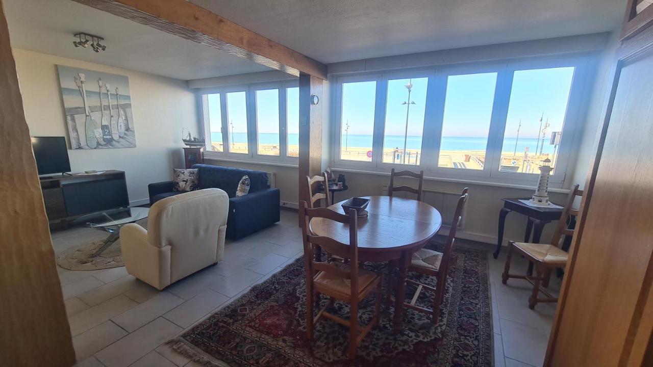 Residence Du Bord De Mer 9 Appartements Avec Une Vraie Vue Mer 르트레포르 외부 사진