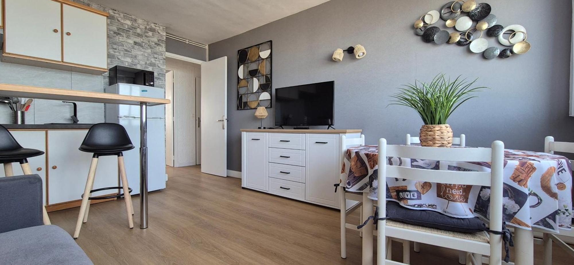 Residence Du Bord De Mer 9 Appartements Avec Une Vraie Vue Mer 르트레포르 외부 사진
