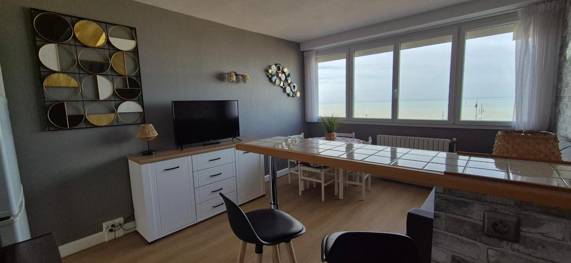 Residence Du Bord De Mer 9 Appartements Avec Une Vraie Vue Mer 르트레포르 외부 사진